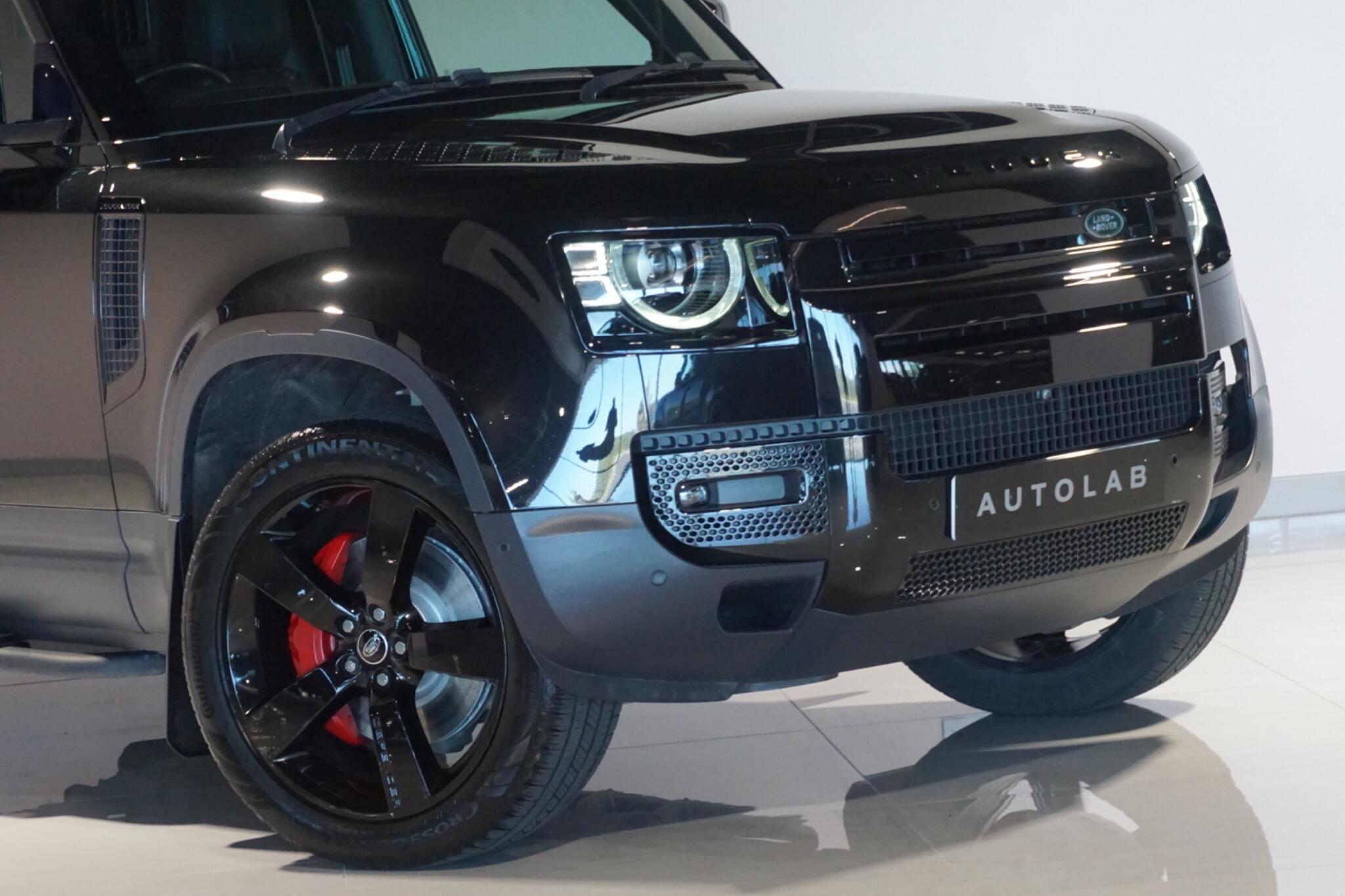 Land Rover Defender 90 3.0 D250 MHEV SE Hard Top SUV 3dr Diesel Auto 4WD SWB Euro 6 (s/s) (250 ps)